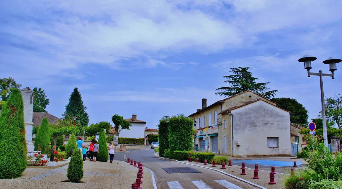 Vue du village des Artigues-de-Lussac, dans le Libournais