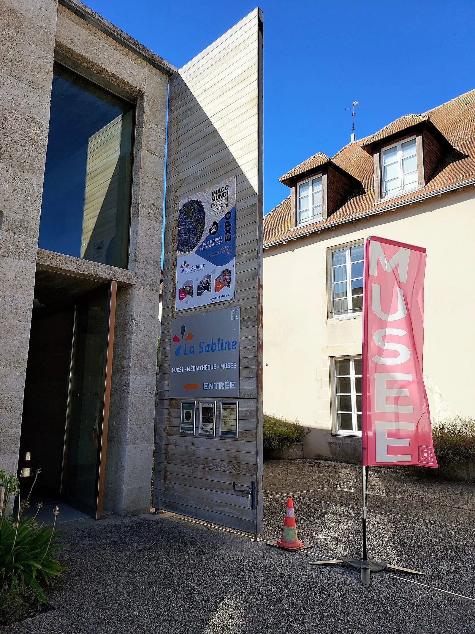 Le musée de Préhistoire de Lussac-les-Châteaux, installé dans l'ensemble de La Sabline