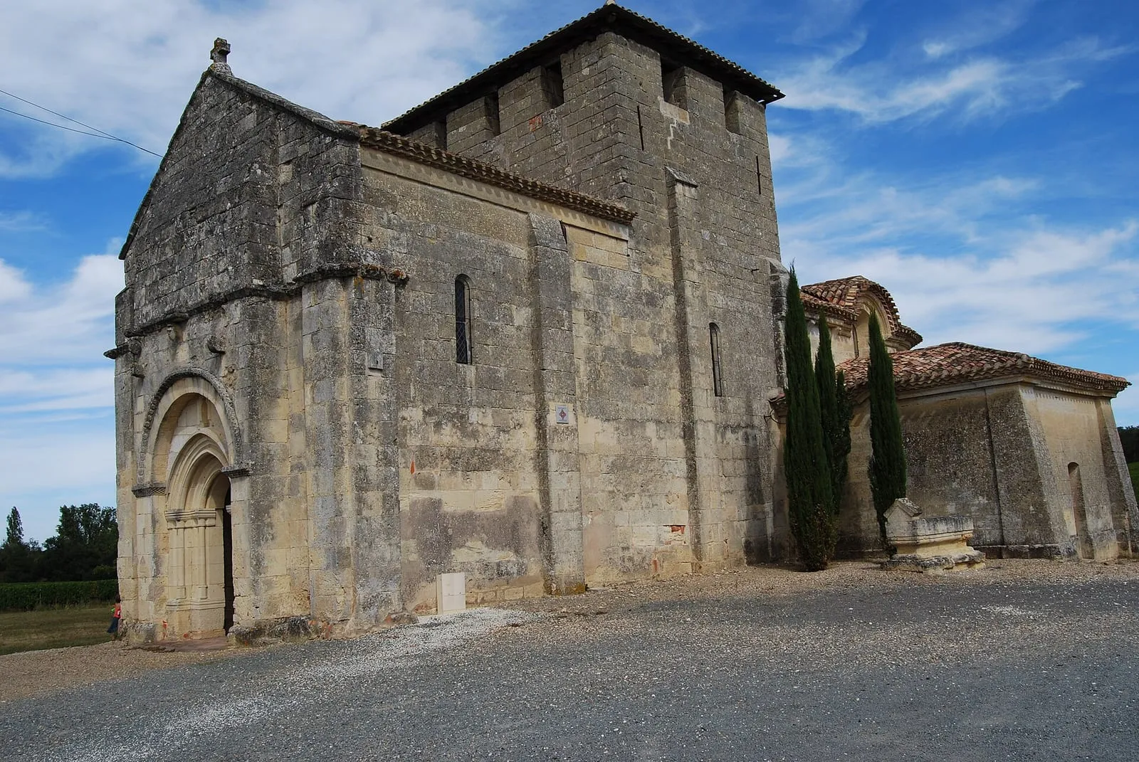 L'église romane de Monbadon, sur la commune de Puisseguin